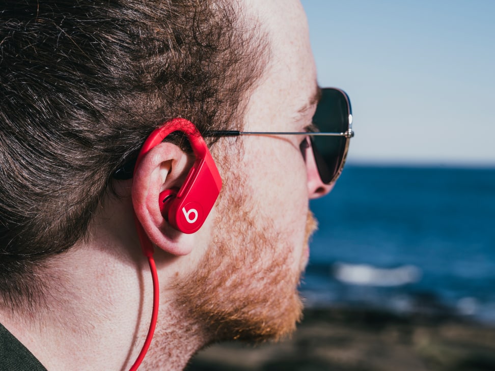 Beats Powerbeats Review: a wire means big Reviewed