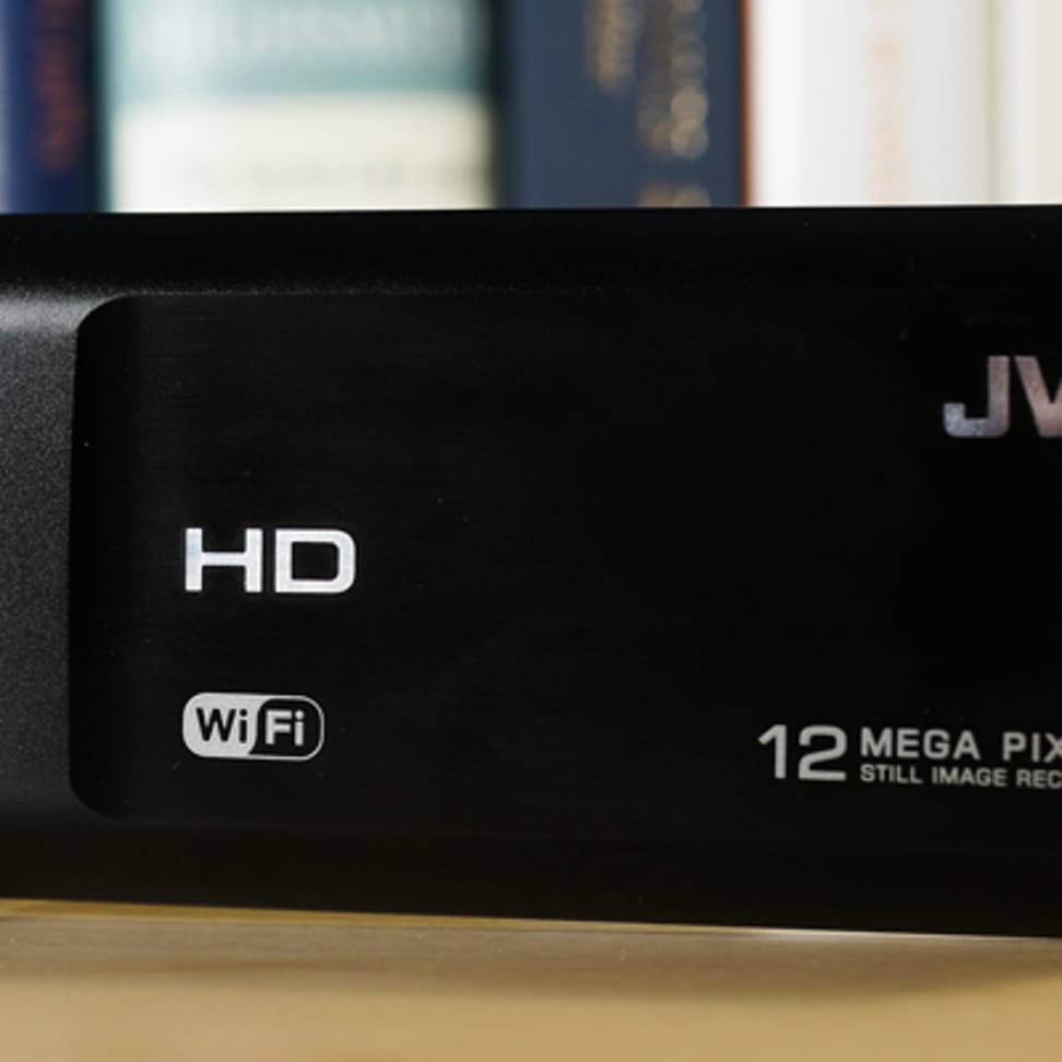 JVC Everio GZ-VX815 Review - Reviewed