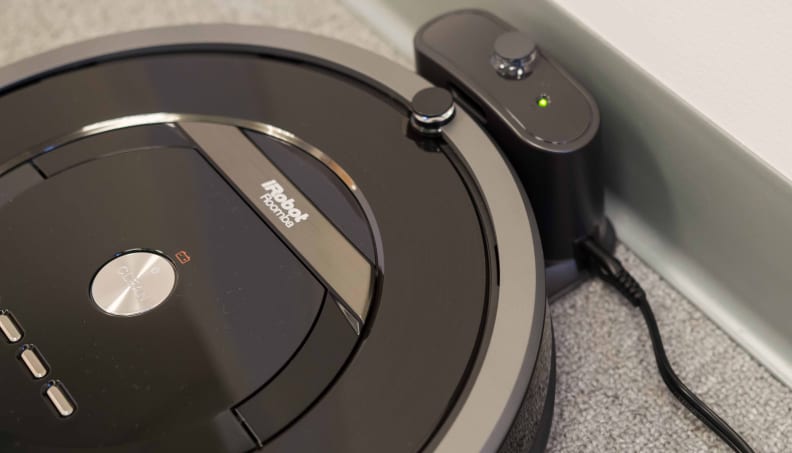 iRobot Roomba 880 review: This bot leaves the competition in the