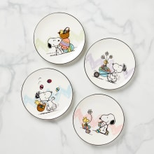 Product image of Lenox Peanuts Snoopy 4-Piece Easter Accent Plates Set