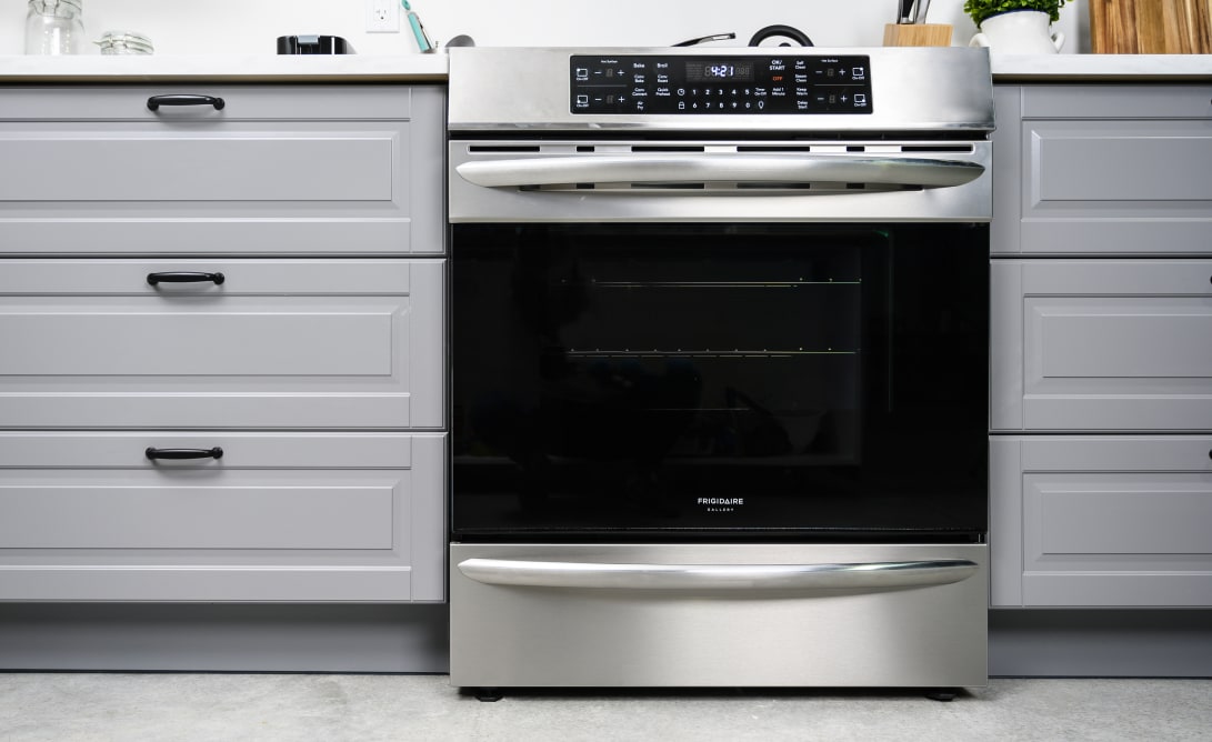 How to Turn on Frigidaire Induction Cooktop? 
