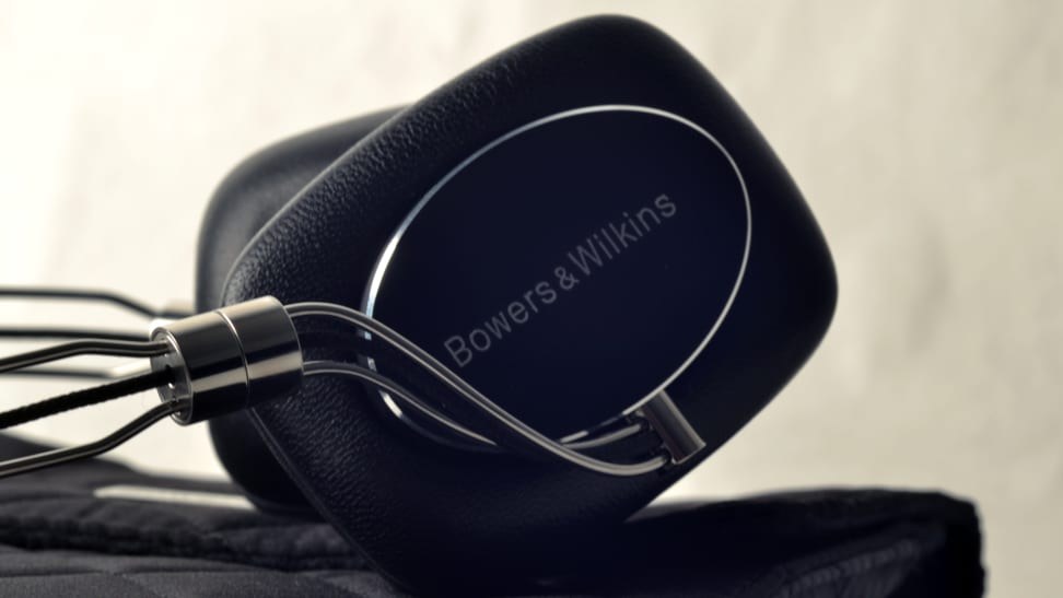 REVIEW: Bowers and Wilkins P5 Series 2 on-ear headphones
