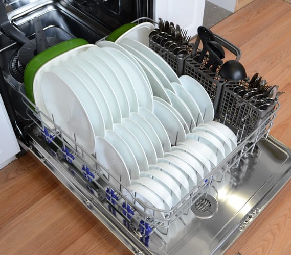 LG LDS5040ST Review - Reviewed.com Dishwashers