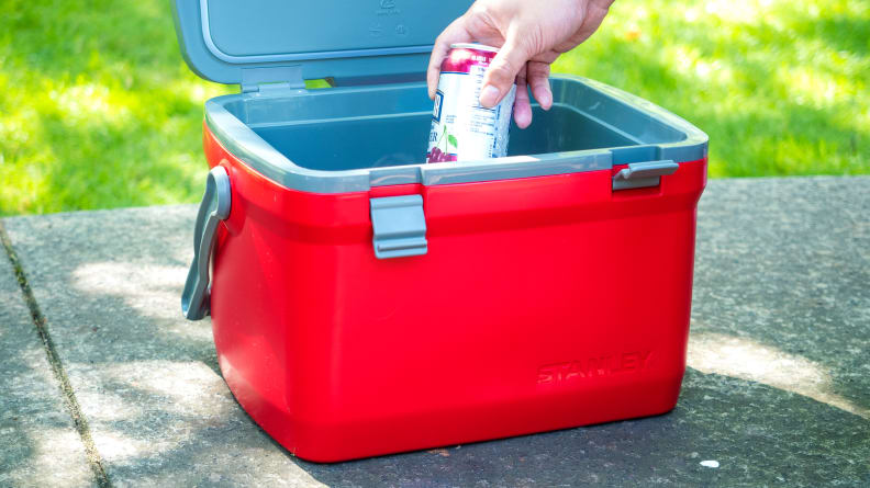 Ice Chest Cooler Hard Sided Lunch Picnic Cold Food Drink Storage Case Container 