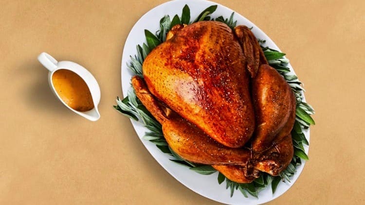 Choose between a turkey or beef tenderloin for your HelloFresh Thanksgiving dinner.