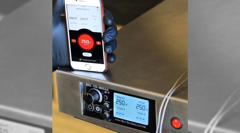 Recteq RT-340 review: A smart grill that alerts when meat is cooked -  Reviewed