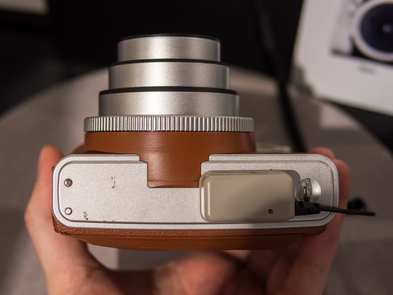 Instax Mini 90 Neo Classic (Brown) – Left Side