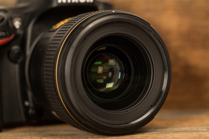 Despite its super-wide f/1.4 aperture, the lens has a relatively conservative 67mm filter diameter.