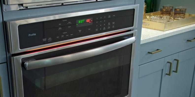 A GE connected oven in use