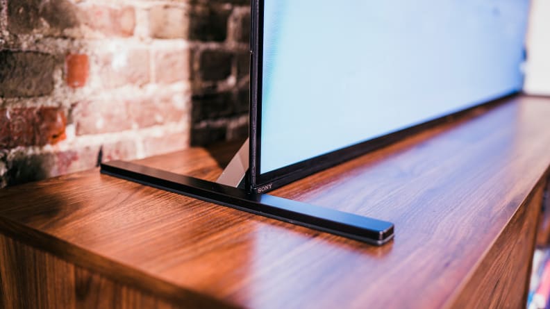 The Sony A90J's adjustable feet in their standard position