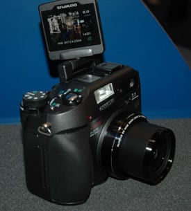Product Image - Olympus C-7070