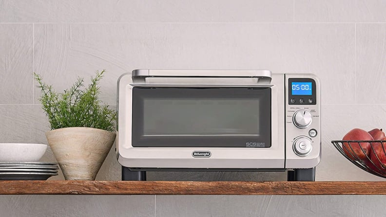 DeLonghi Livenza Compact Digital Oven