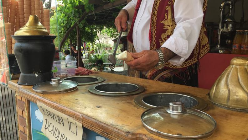 A dondurma vendor in Safranbolu, Turkey.