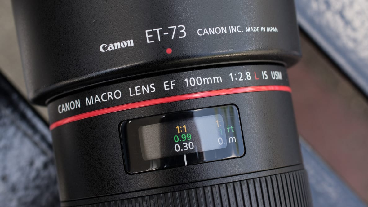 Canon macro 2.8 l is usm. Canon EF macro.