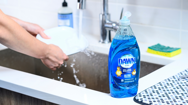 Dawn dishwashing liquid