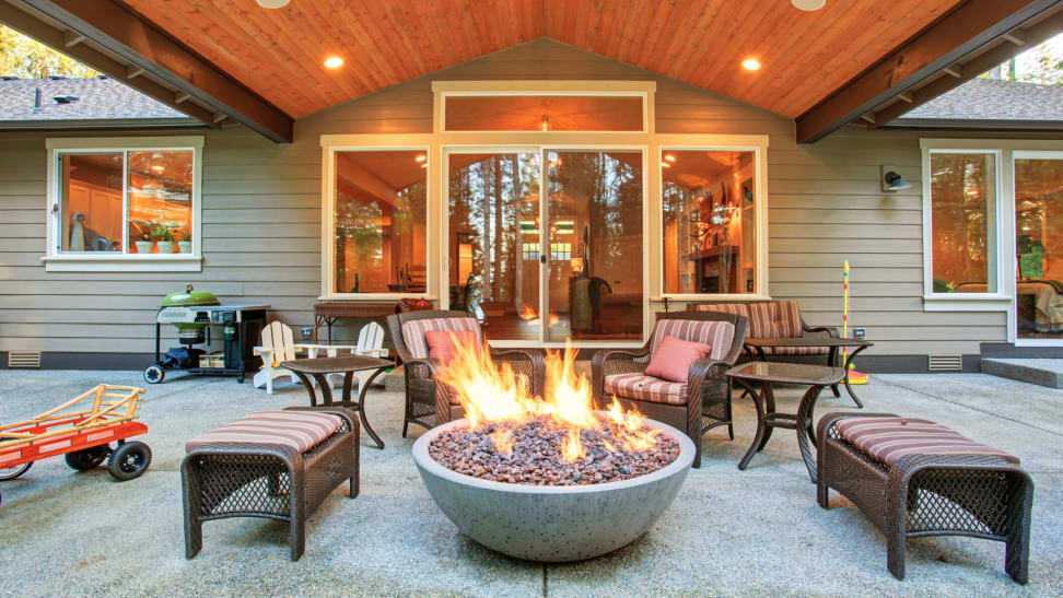 outdoor fire pit