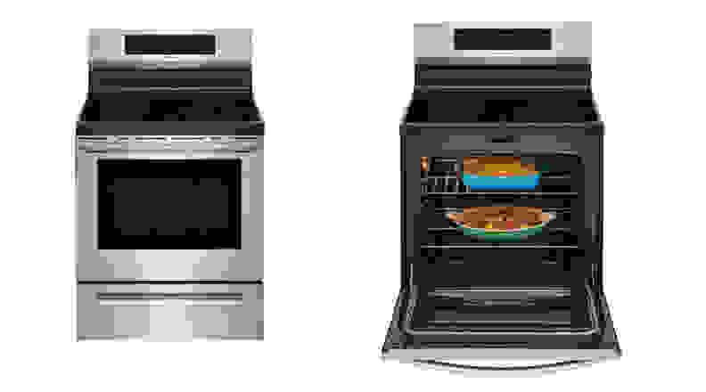 Frigidaire FFIF3054TD front open and closed