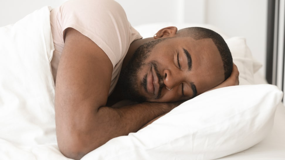 Sleeping without a pillow? Think again - Reviewed