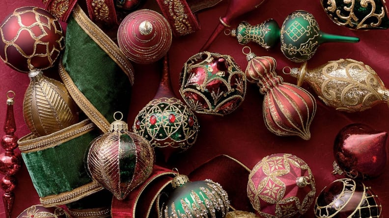 This set of 60 Christmas ornaments will give your tree a luxurious old-world aesthetic.