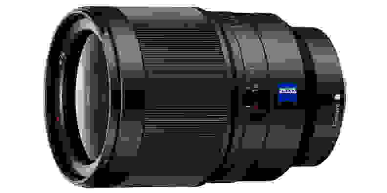 A manufacturer render of the Sony Zeiss Distagon T* FE 35mm F1.4 ZA.