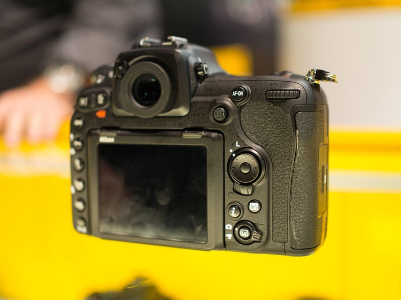 D500 Rear Controls