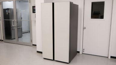 White glass Samsung Bespoke RS28CB7600 in Reviewed testing labs.