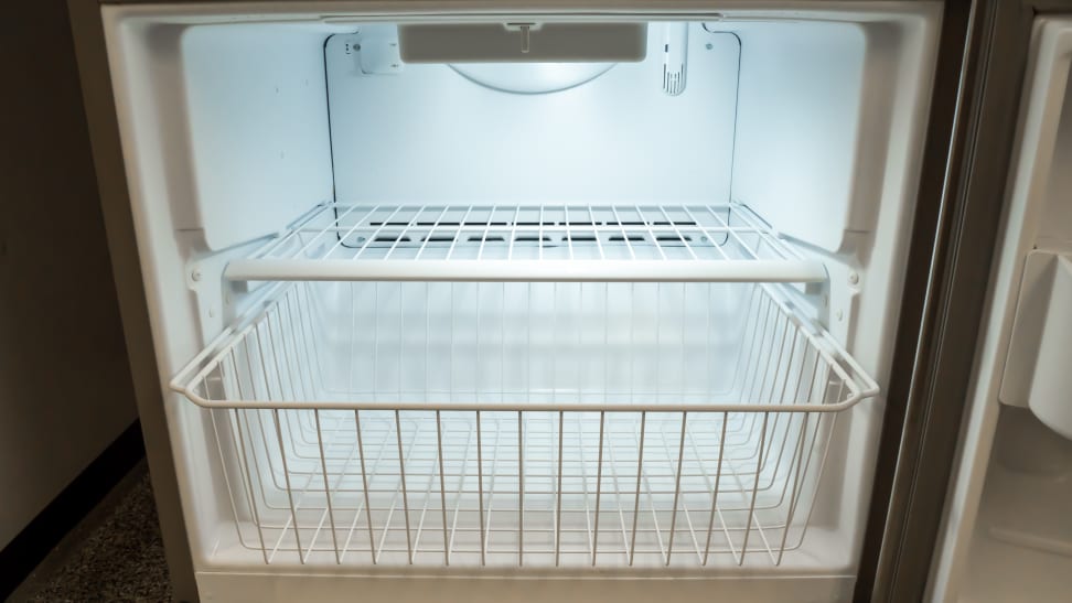 Whirlpool-WRB119WFBM-freezer