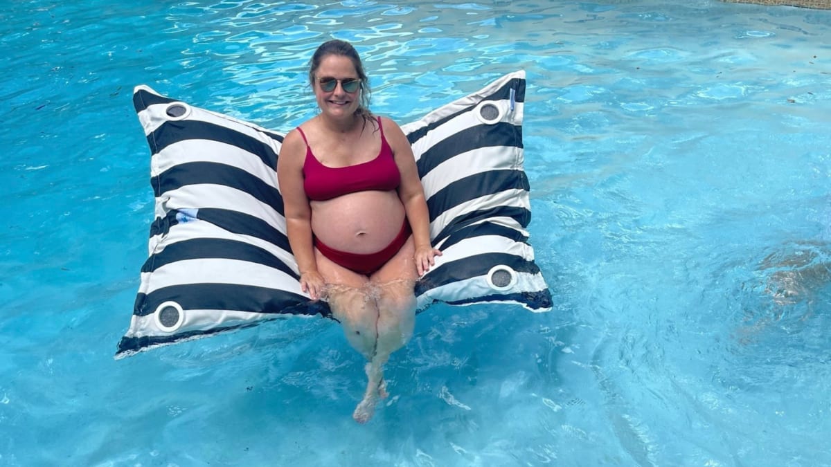 Ledge Lounger Laze Pillow review: A premium pool float - Reviewed