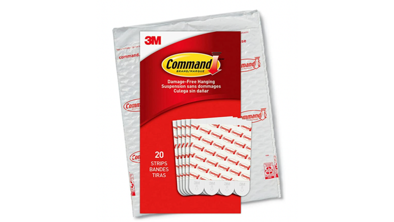 Photo of Command strips in their packaging.