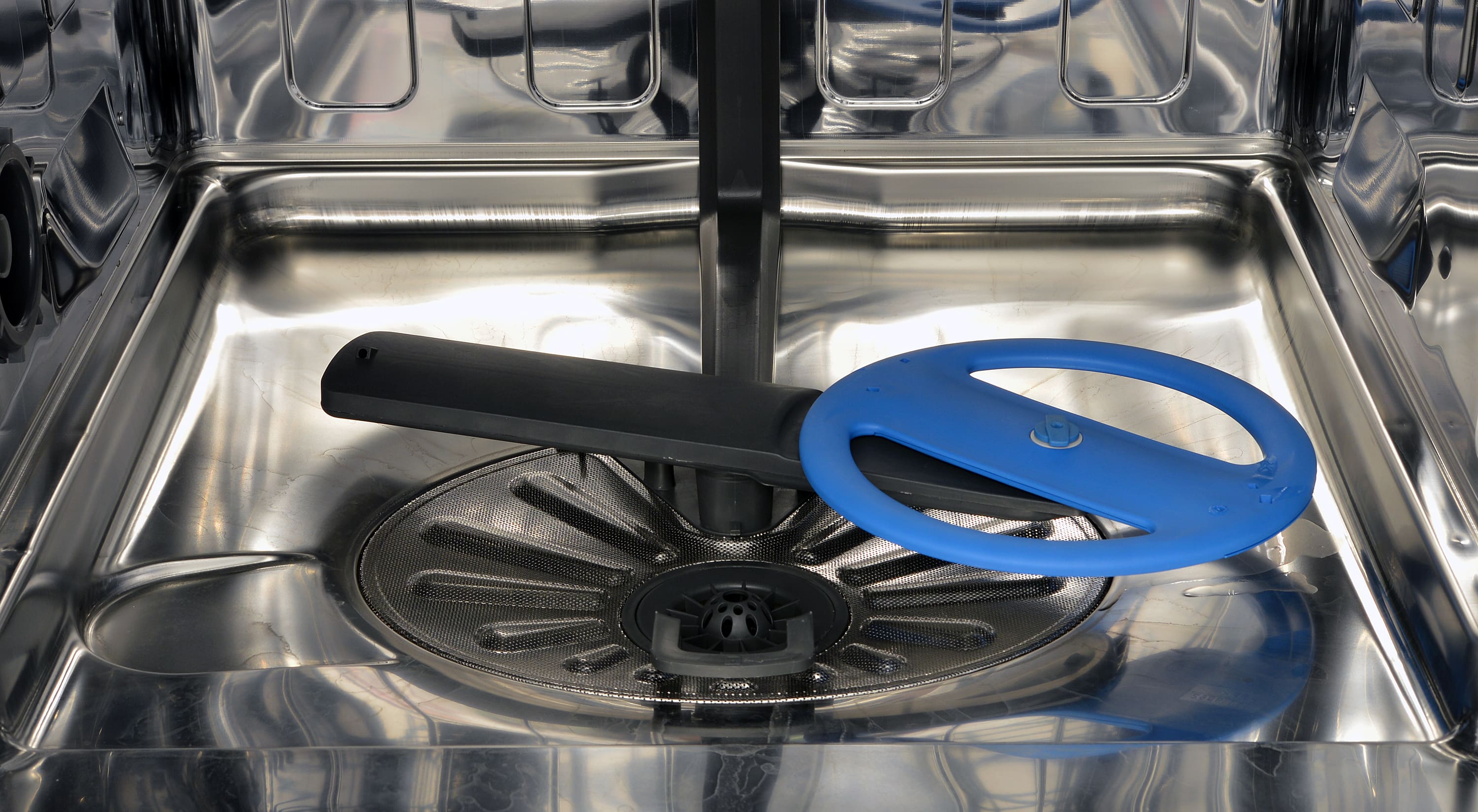 Frigidaire Professional FPID2497RF Dishwasher Review