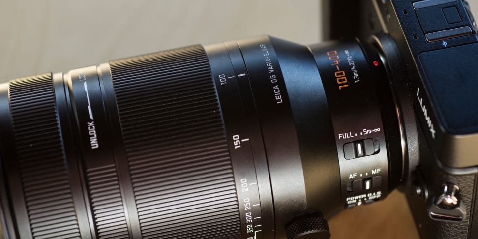 Panasonic's 100-400mm Leica telephoto zoom lens