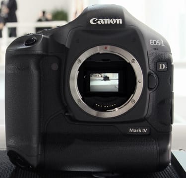 Canon Eos 1d Mark Iv Dlsr First Impressions Review Reviewed