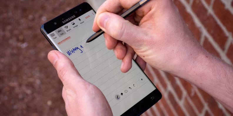Samsung Galaxy Note 7 In Use