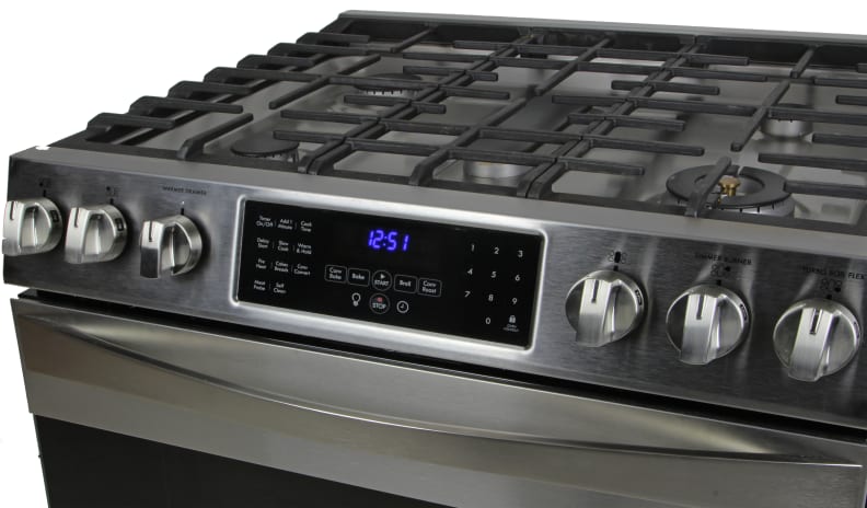 Kenmore 74343 review: This simple gas range wins the race - CNET