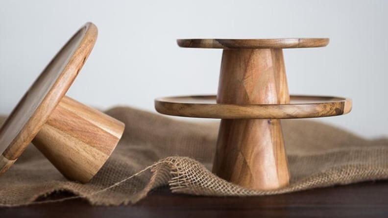 Best Etsy gifts: Wooden cake stand