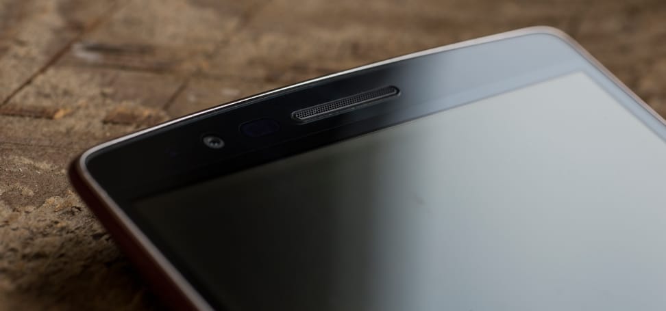 lg-g-flex-2-review-design-earpiece.jpg
