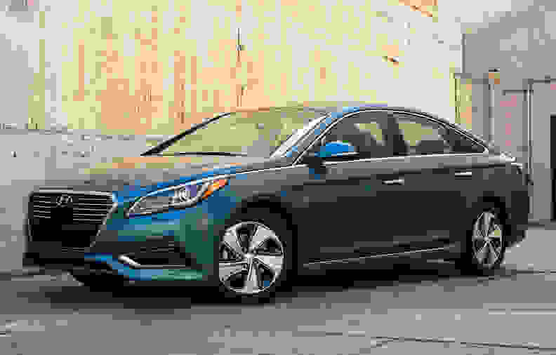 2016 Hyundai Sonata Plug-In Hybrid exterior