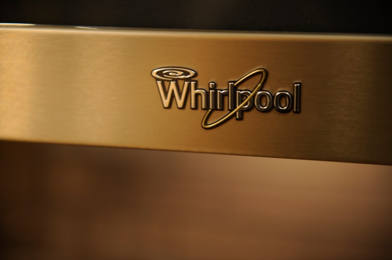 Sunset Bronze Whirlpool logo