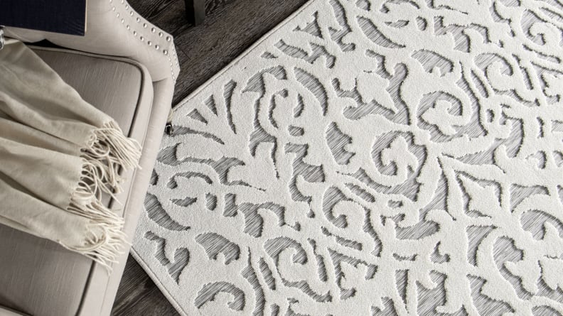 Reviewers love the intricate pattern and plush feel of this rug.