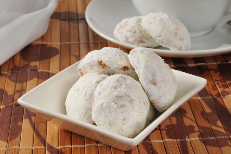 Walnut butter cookies