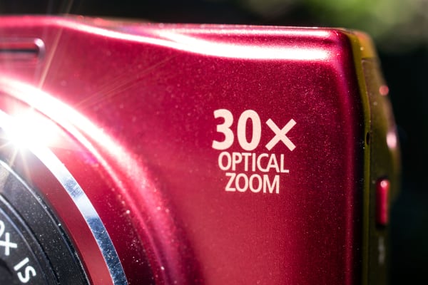 The Canon SX700 HS manages to fit a 30x optical zoom in your pocket.