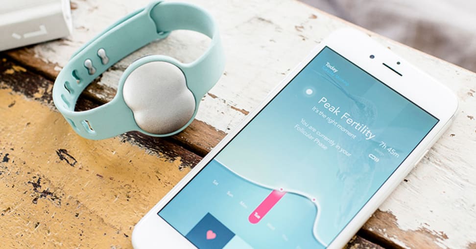 This fertility bracelet tells you when you're ovulating.