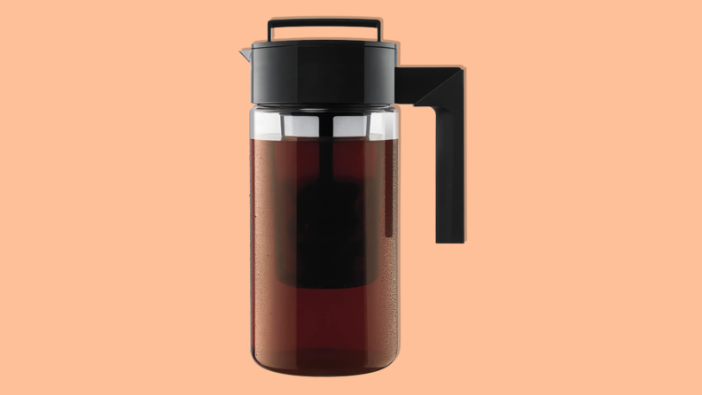 Best gifts for teenage girls: Takeya Deluxe Cold Brew Coffee Maker
