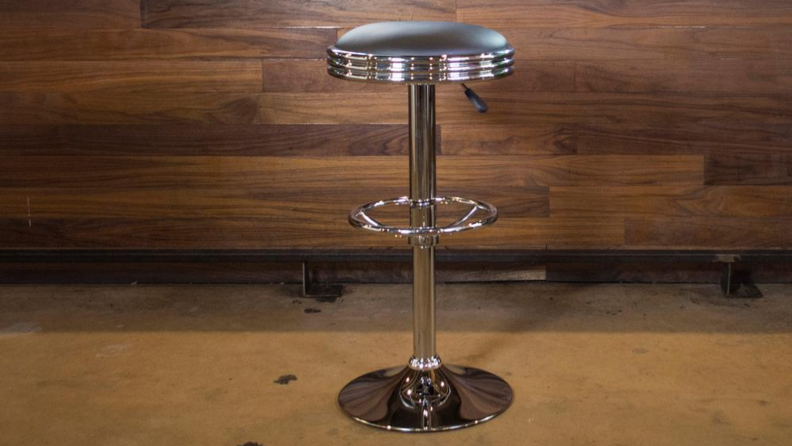 Swivel stool