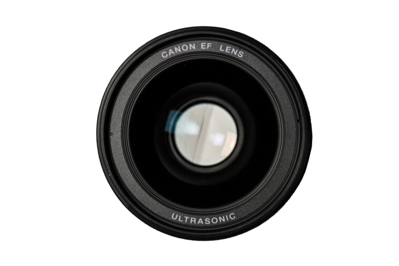 A front view of the EF 35mm f/1.4L USM.