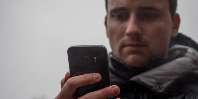 Samsung Galaxy S7 in use