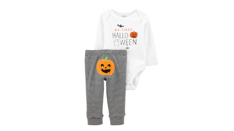 Baby outfit with pumpkin patch.