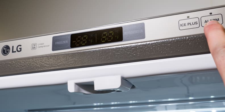 The control panel is easy to use.
