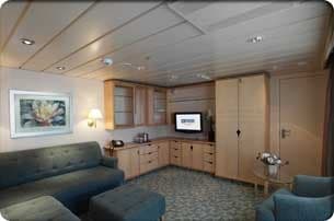 Liberty_Of_The_Seas_Royal_Family_Suite.jpg