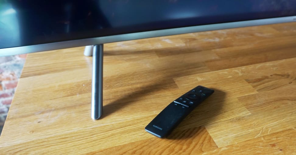 Samsung-MU8000-remote-and-stand